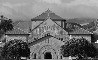 Stanford_Oval_May_2011_panorama_sw